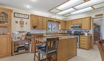 3988 N Farm Road 35, Ash Grove, MO 65604