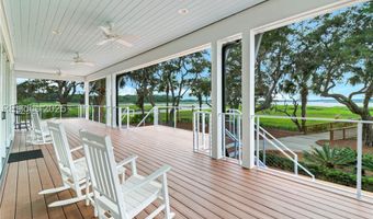 7 Greenwood Dr, Bluffton, SC 29910