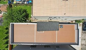 90 E 27TH St, Bayonne, NJ 07002