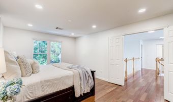43968 BIDWELL Ct, Ashburn, VA 20147