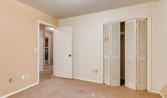 6829 NW 27th St, Bethany, OK 73008