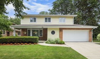 5 S Windsor Dr, Arlington Heights, IL 60004