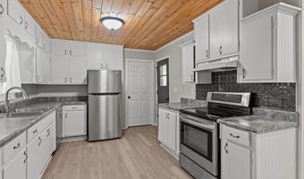 442 10th St NW, Arab, AL 35016