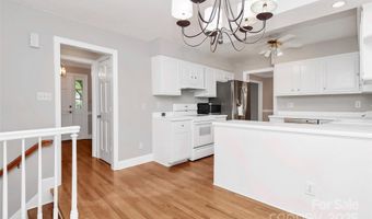 4210 Pepperidge Dr, Charlotte, NC 28226