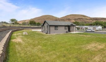 105 Meador St, Asotin, WA 99402