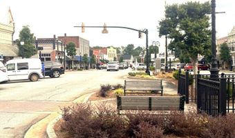 112 Main, Barnesville, GA 30204