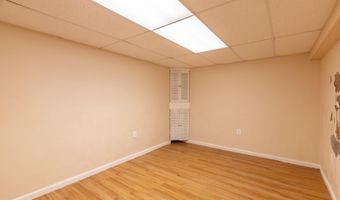 202 HARDY Pl, Rockville, MD 20852