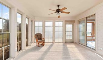 1908 Bent Tree Ct, Auburn, IN 46706