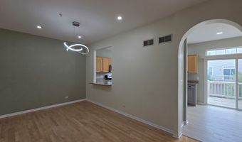 2631 N Greenwood Ave 2631, Arlington Heights, IL 60004
