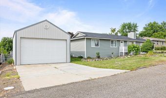 1103 Christopher Ln, Benton City, WA 99320