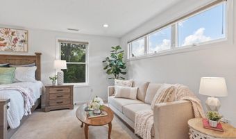 37 Newtown Rd, Acton, MA 01720