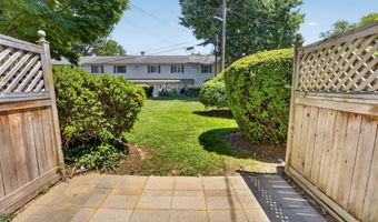 5354 POOKS HILL Rd 302, Bethesda, MD 20814