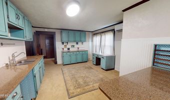 3230 W Chestnut Ave, Altoona, PA 16601