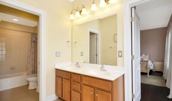 41209 SPECKLED WREN Ct, Aldie, VA 20105
