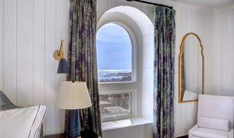 6 Price's Cove Ave, Newport, RI 02840