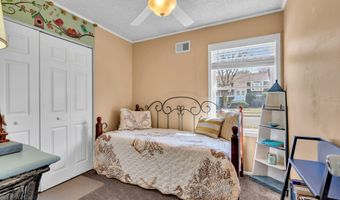 22 Longboat Ave, Barnegat, NJ 08005