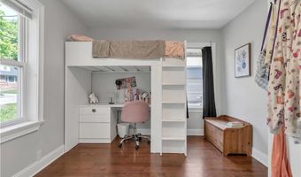 19 Hardwick St, Cumberland, RI 02864