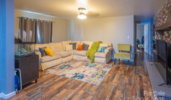 129 Lakeview Dr, Blacksburg, SC 29702