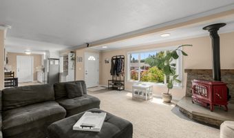 18955 SW BOUCHER Ct, Aloha, OR 97003