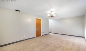 870 Hemlock Way, Broomfield, CO 80020