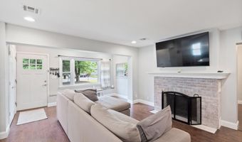 609 Main St, Bayville, NJ 08721