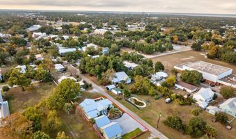 134 Keller St, Bay St. Louis, MS 39520