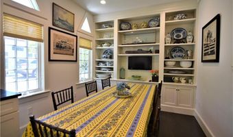 431 Bellevue Ave CH, Newport, RI 02840