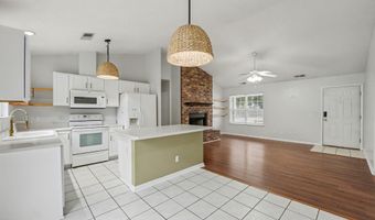 4 Shiney Leaf Ct, Beaufort, SC 29907