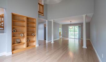 18 Eldon Way, Atkinson, NH 03811