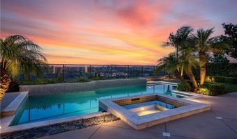5464 Shannon Rdg, San Diego, CA 92130