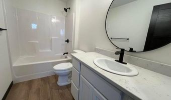 1307 NE 34th Ave, Aberdeen, SD 57401