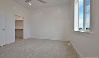 4692 Satire Dr, Ammon, ID 83406