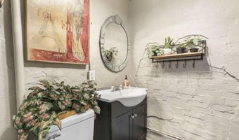 111-115 W Main St, Ash Grove, MO 65604