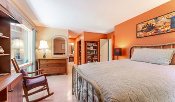 4221 ELIZABETH Ln, Annandale, VA 22003
