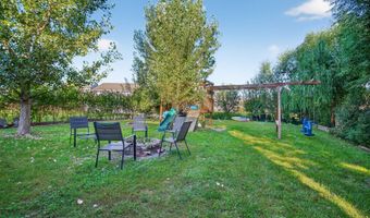 1734 S 11th St, Adel, IA 50003