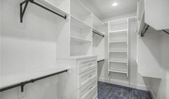 6705 Orange Ave, Bentonville, AR 72713