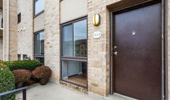 6155 EDSALL Rd B, Alexandria, VA 22304