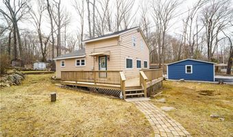 281 Richardson Rd, Coventry, RI 02816