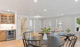42 Hillside Ave, Bedford, MA 01730