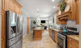 9 Cherry Ln, Bedford, NH 03110