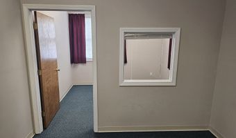 979 Farmington Ave 1F, Berlin, CT 06037