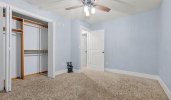 1019 Daniels St, Aurora, MO 65605