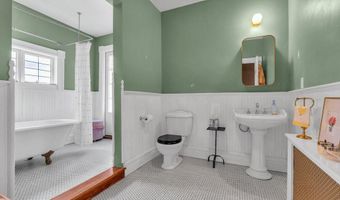 16 7th Ave, Atlantic Highlands, NJ 07716