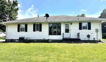 1227 E Linden St, Algona, IA 50511