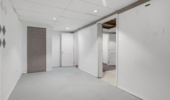 36 Wentworth St, North Providence, RI 02904