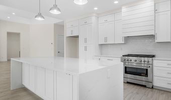 162 Clearcreek Dr, Boiling Springs, SC 29316