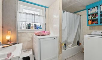14 North St, Augusta, ME 04330