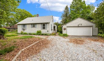 40 Uncas Rd, Clinton, CT 06413