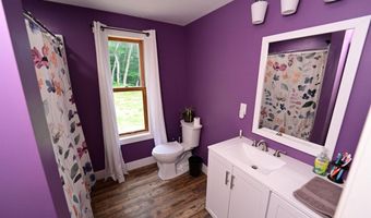 272 Narrows Rd, Barnstead, NH 03225