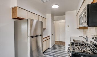 213 Peach St, Avenel, NJ 07001